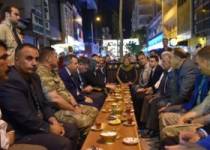 Vali Elban, Doğubayazıt’ta vatandaşlarla iftar yaptı