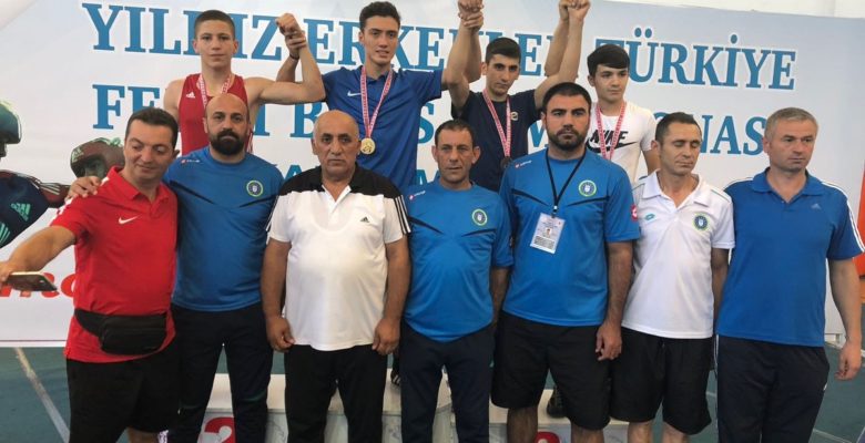 Ağrılı boksör Türkiye ikincisi oldu